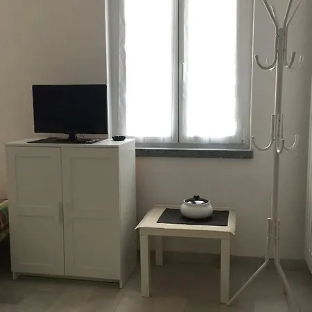 Apartment Casa Stefania Mandello del Lario