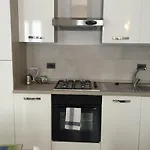 Casa Stefania アパート マンデッロ・デル・ラーリオ
